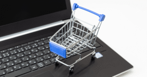 Przycisk odstąpienia od umowy od 19 czerwca 2026. Co musi zmienić e-commerce - DosGatos.RED